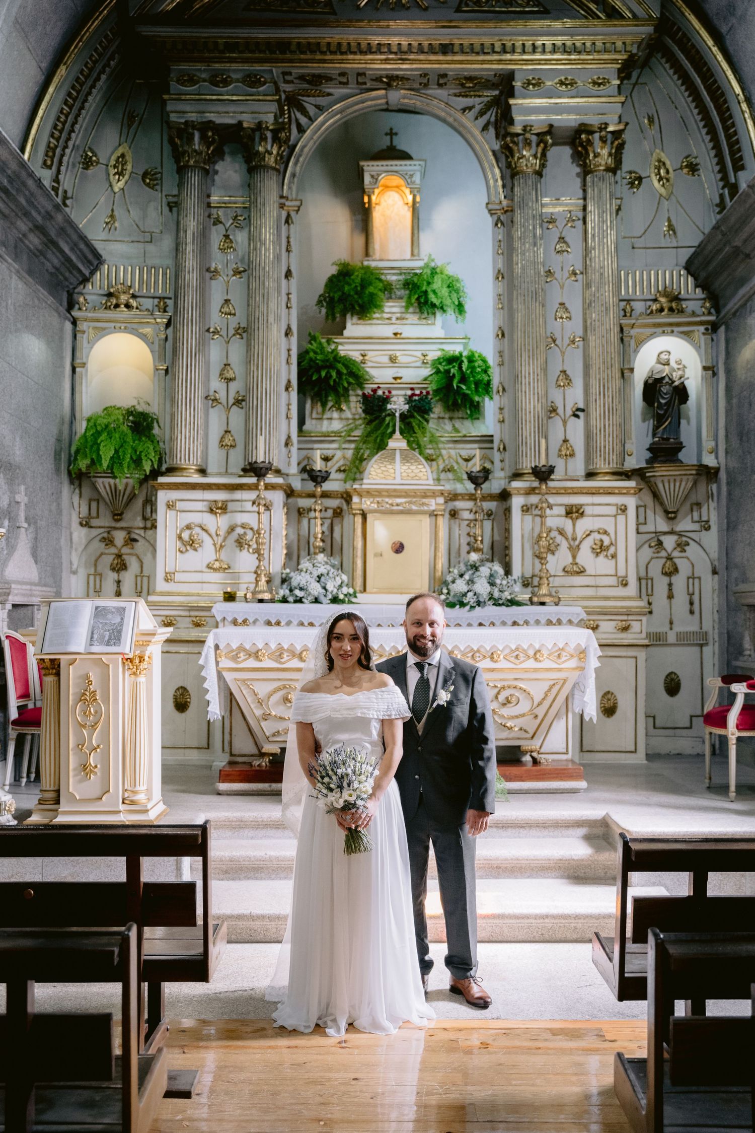 Transforme seu casamento em uma coleção de memórias inesquecíveis com fotos profissionais que ficam lindas em álbuns, impressos e lembranças
