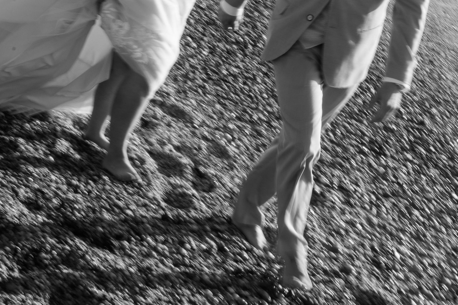 Cada detalhe do seu grande dia capturado com sensibilidade e fotos para quadros e álbuns.