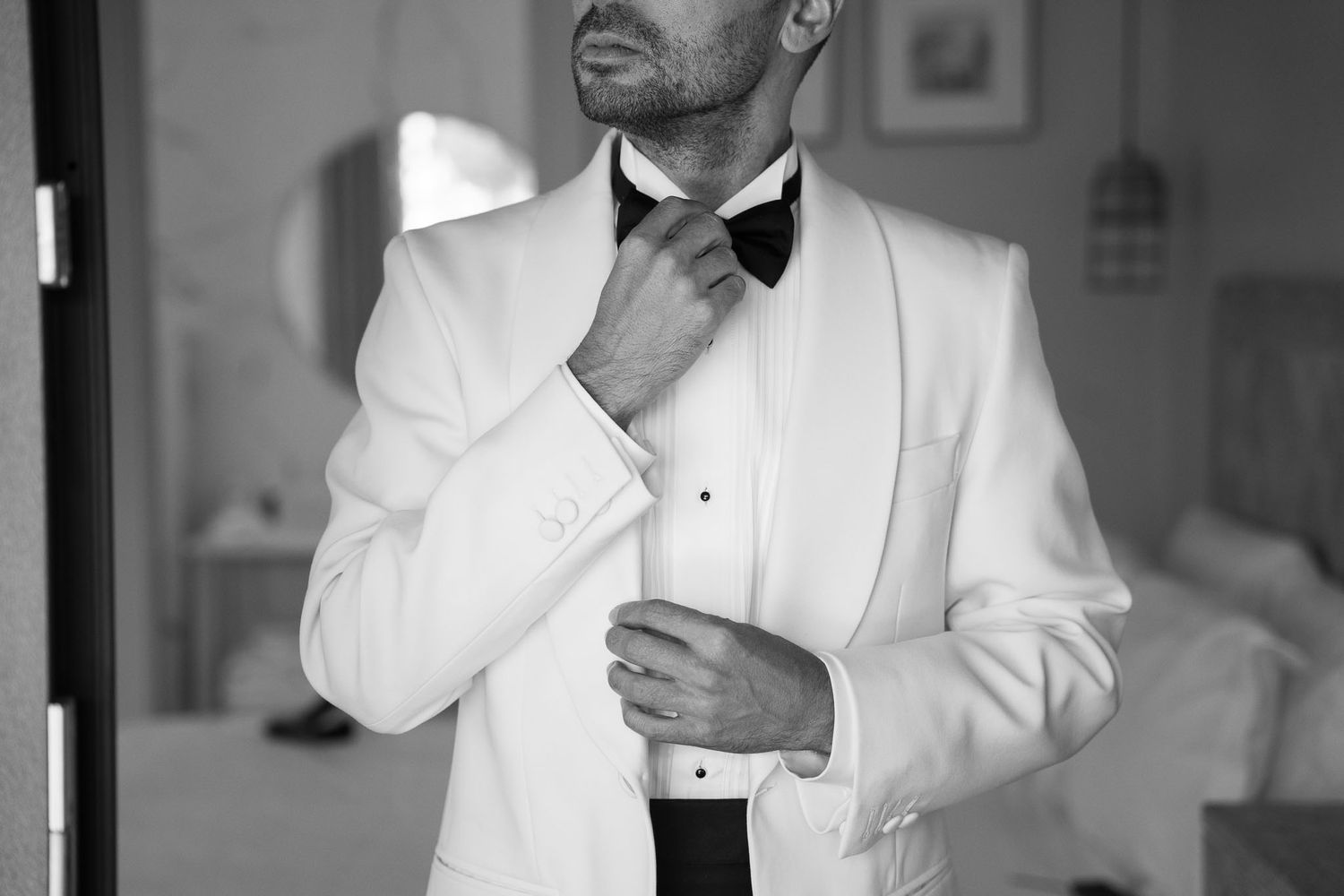 Fotografia de casamento criativa, com fotos de ensaio e cerimônia para álbuns e impressos.