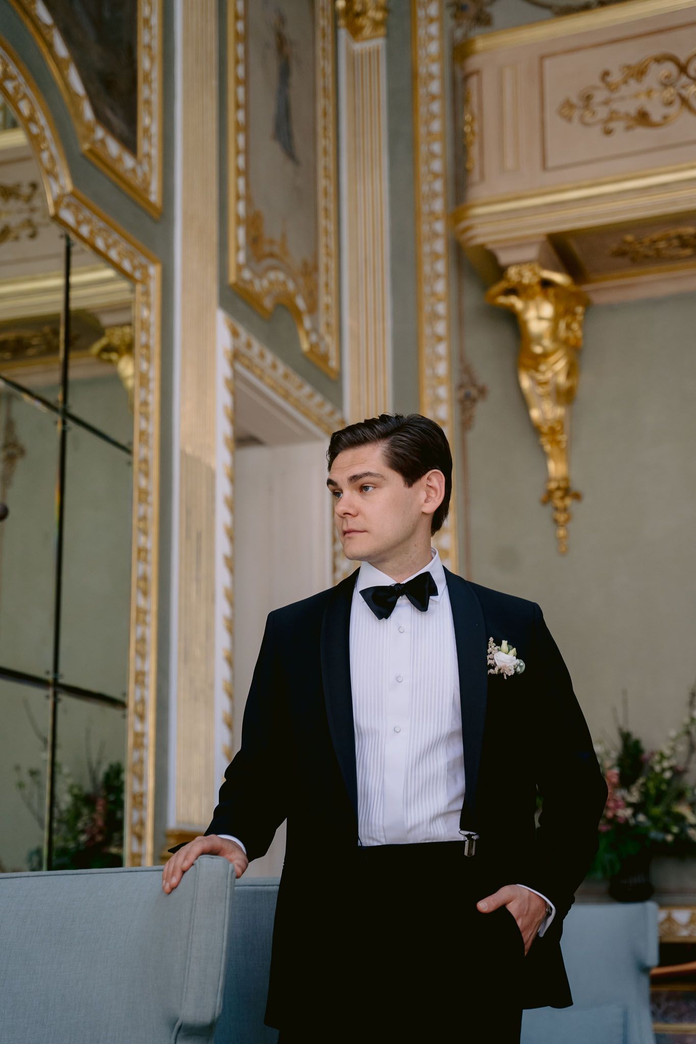 Casamento ao ar livre com foco na noiva, criando imagens lindas para lembranças eternas.