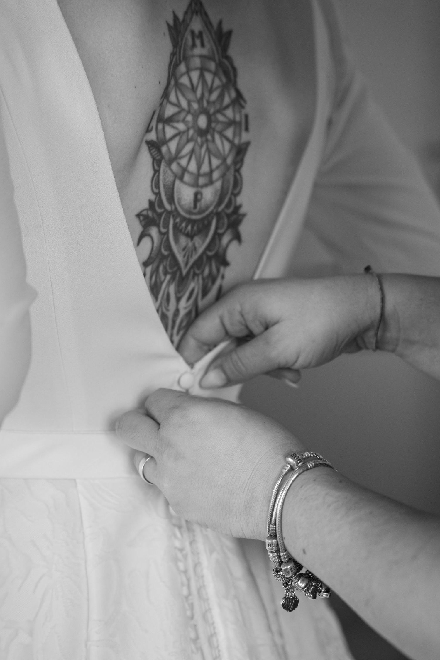 Cobertura completa de casamento em Portugal, fotos emocionantes para recordações eternas.