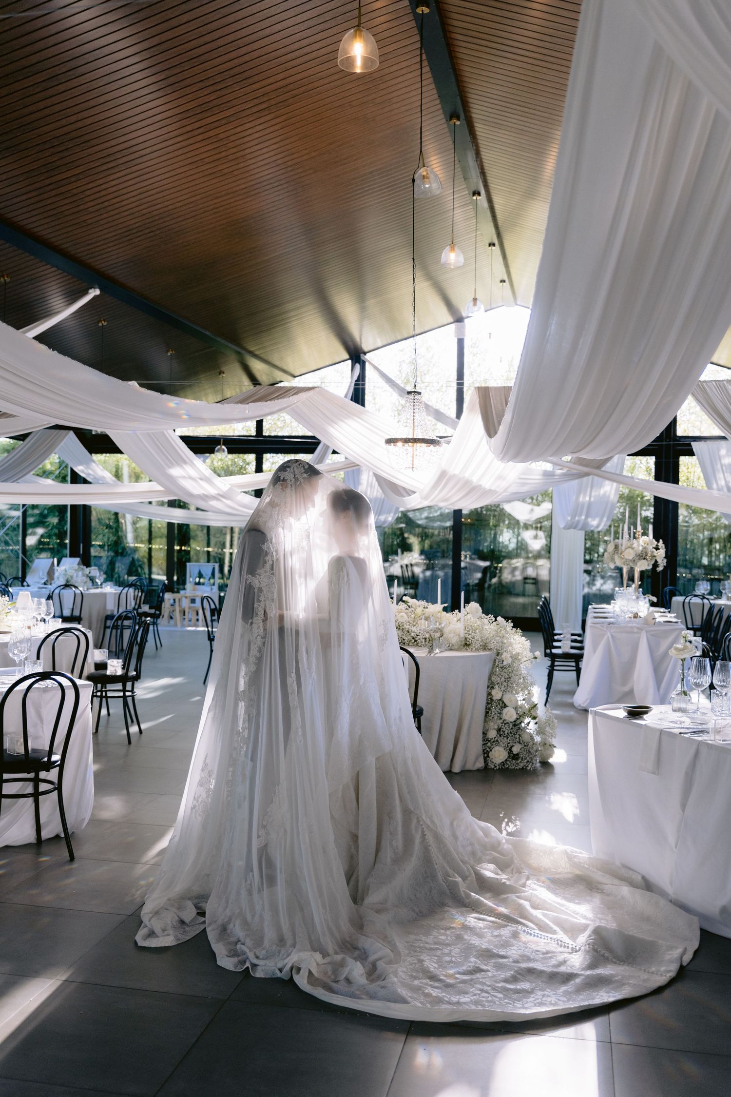 Fotografia de casamento em Portugal, capturando cada emoção e momentos únicos para álbuns e lembranças.