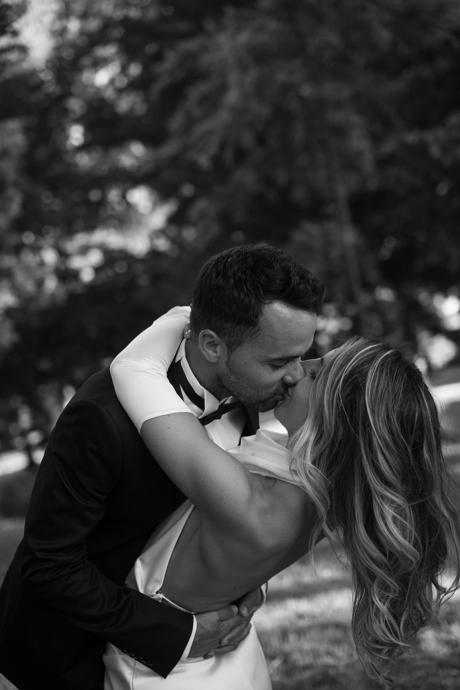 Seu casamento contado em fotos, ideais para álbuns, quadros e recordações especiais