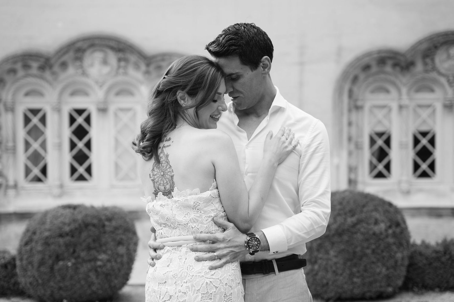 Ensaio de noivos em [cidade], fotos profissionais que eternizam seu amor em álbuns e quadros.