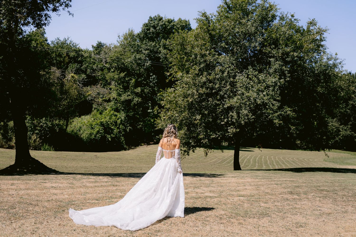 Cobertura de casamento em Portugal, capturando momentos espontâneos para lembranças eternas.