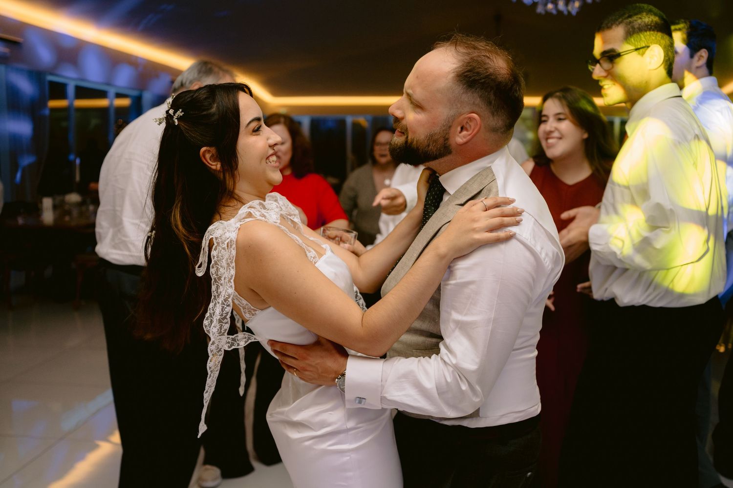Registre seu casamento com fotos que capturam amor, alegria e momentos únicos, ideais para impressos, álbuns e presentes especiais para fami