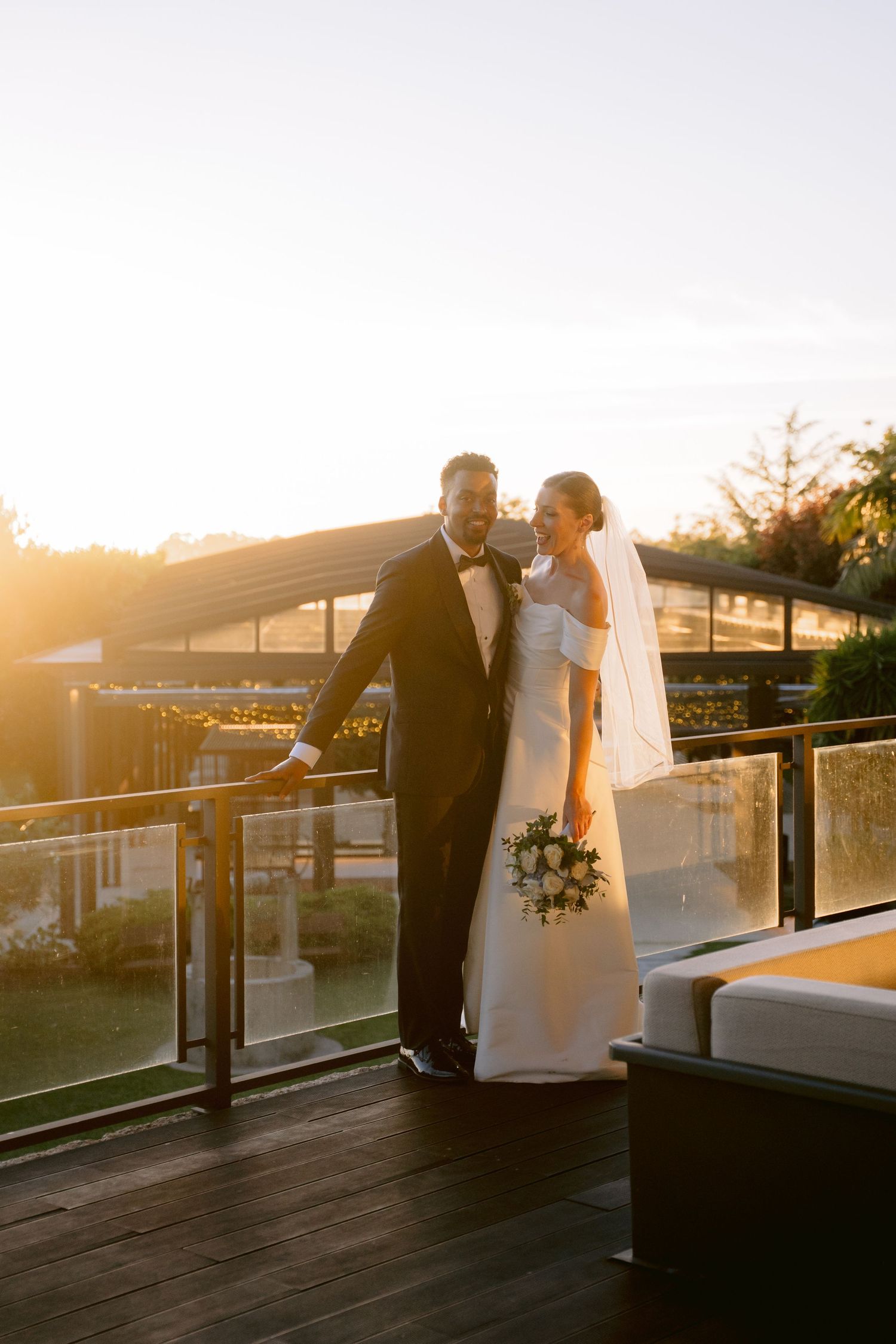 Fotos de casamento profissionais, capturando amor, alegria e detalhes especiais.