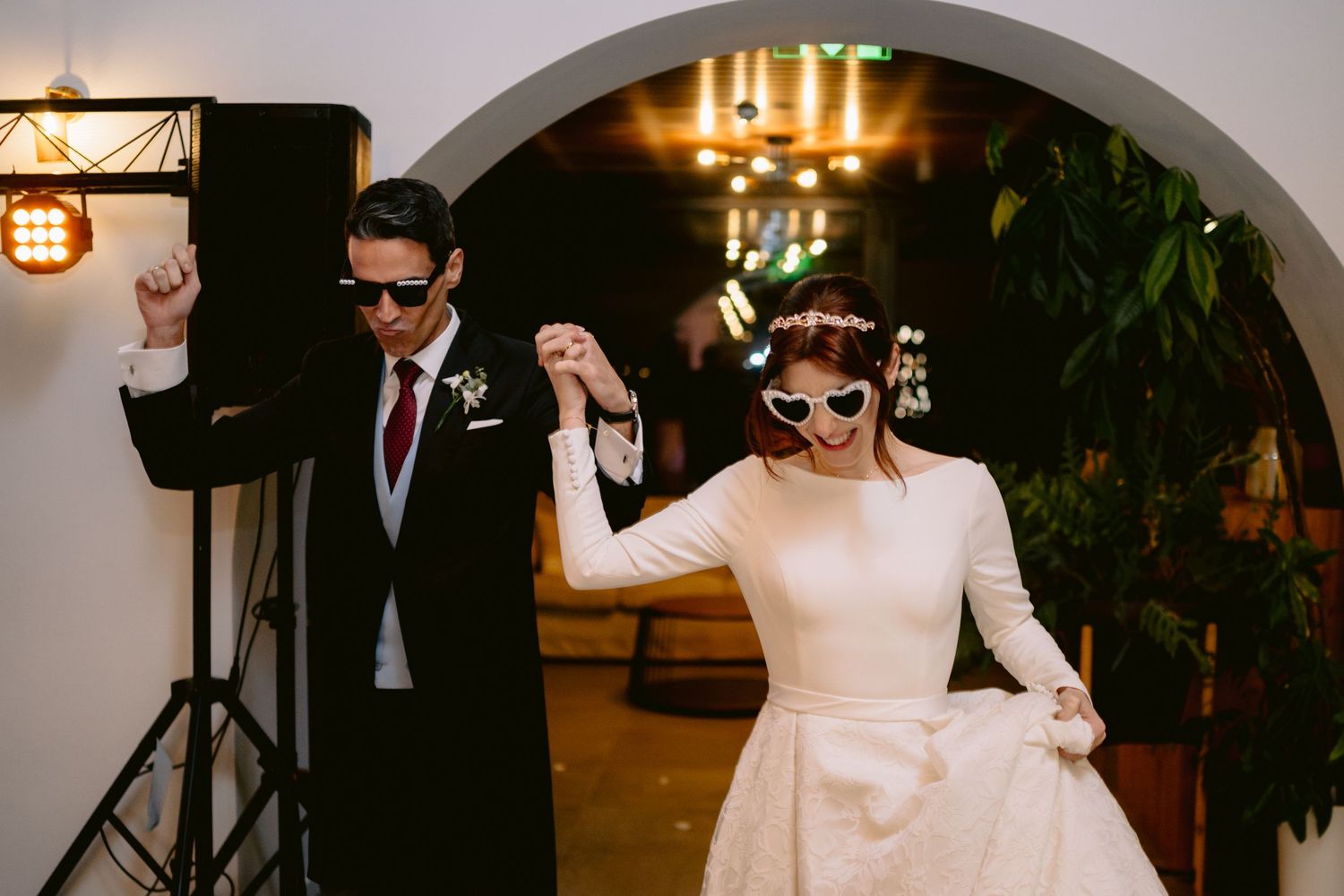 Transforme seu grande dia em memórias eternas com fotos de casamento profissionais, perfeitas para álbuns, ensaios de noivos, impressos e qu
