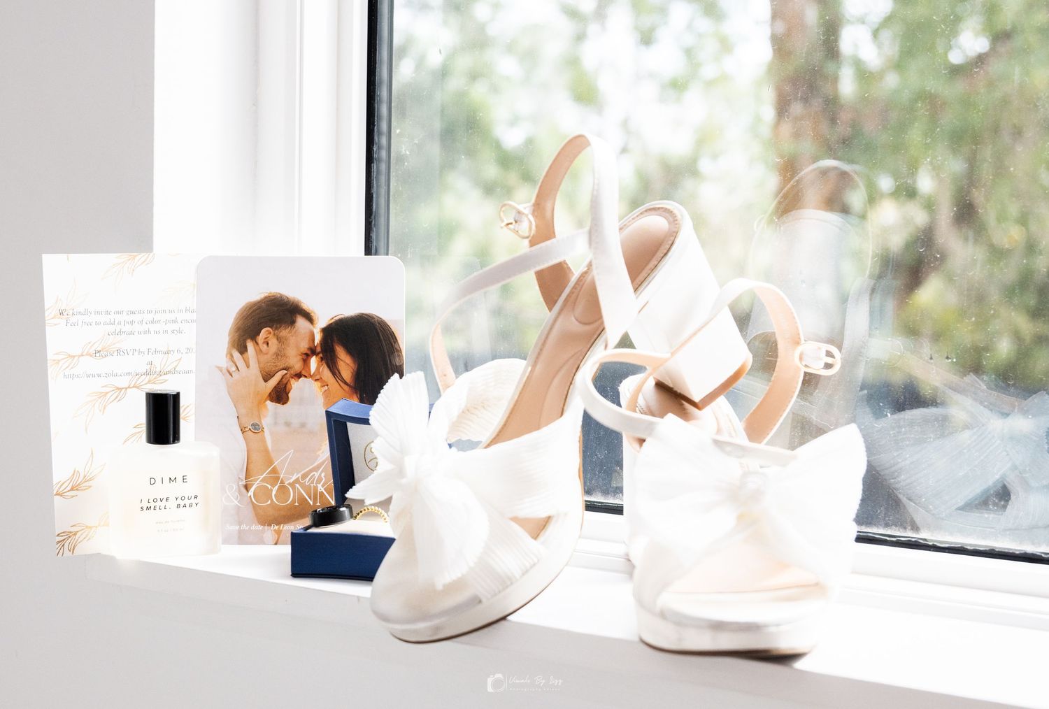 Bride and groom celebrating at Whitewood Ranch wedding venue in De Leon Springs, FL — captured by Visuals by Lizz, Treasure Coast wedding