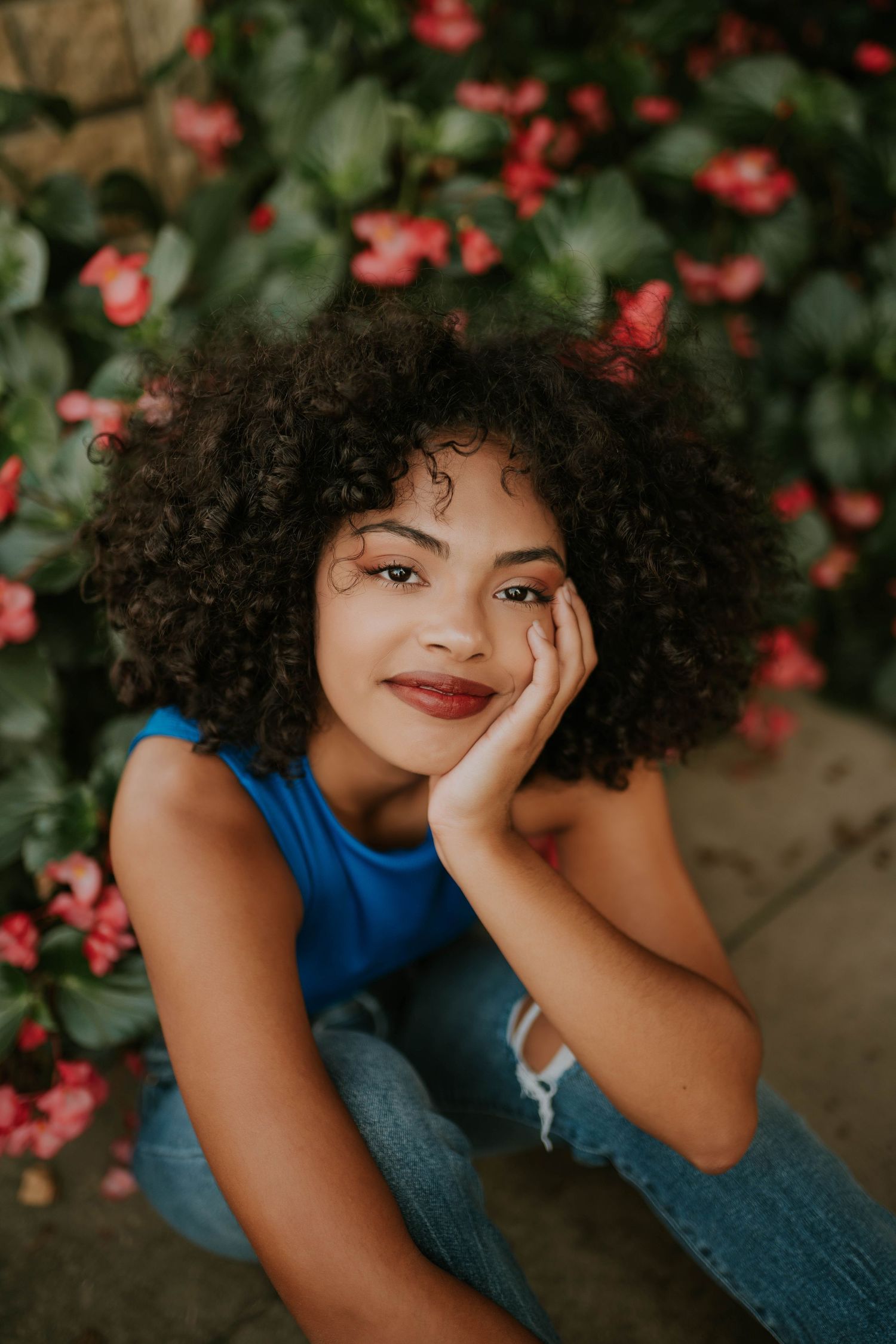 Natural portrait session of woman smiling in golden hour light