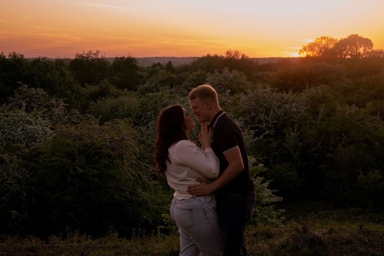 Sunset couples portraits
