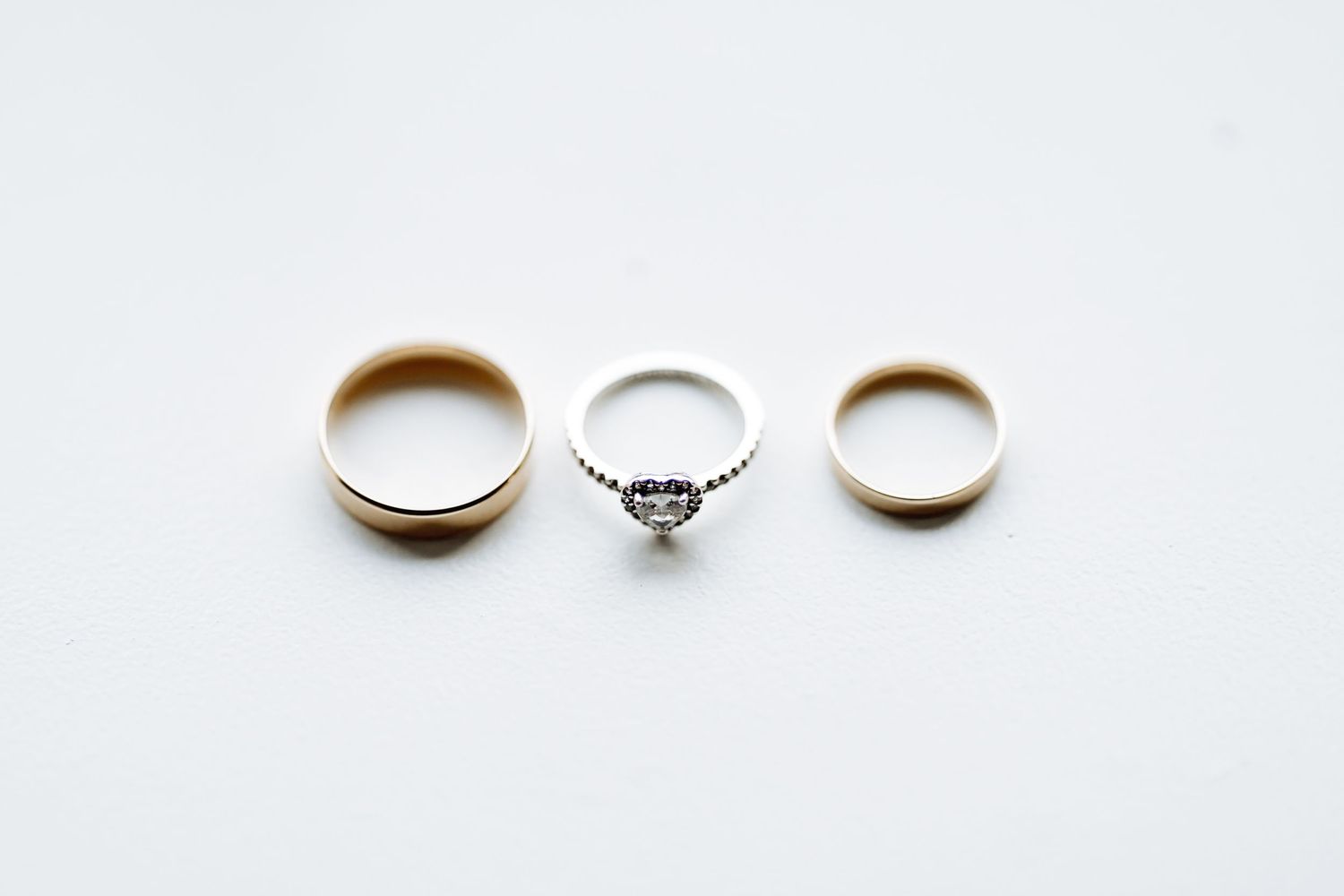 wedding rings photography