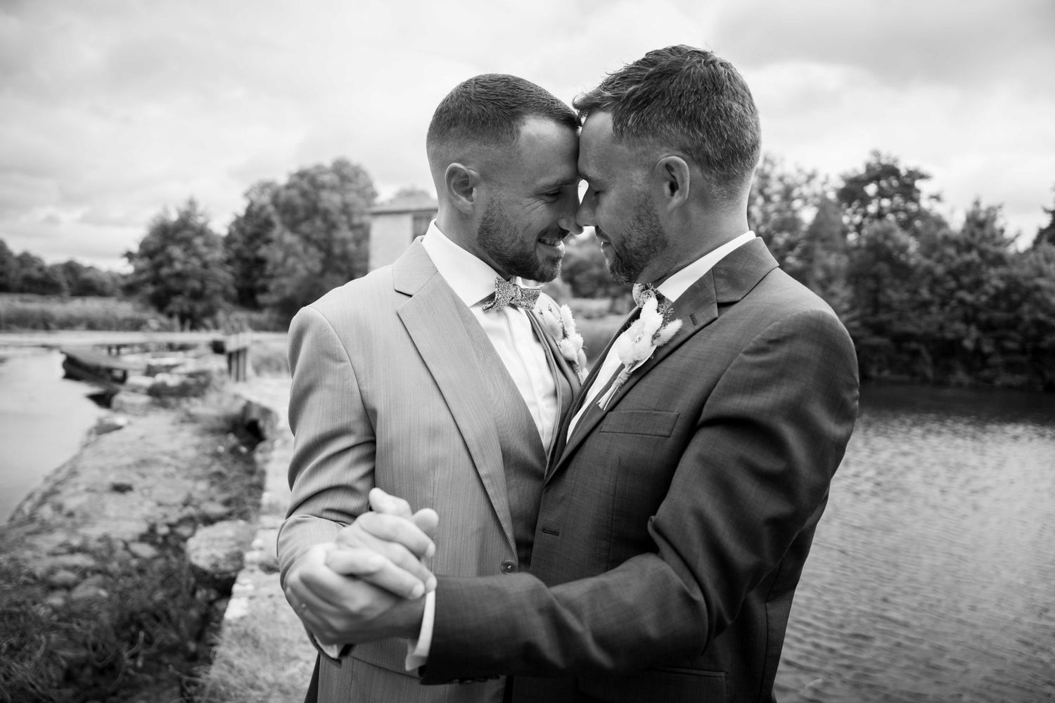 photographe mariage Vendée Nantes
photo mariage
photographie de mariage
reportage mariage
photographe professionnel mariage Vendée LGBT