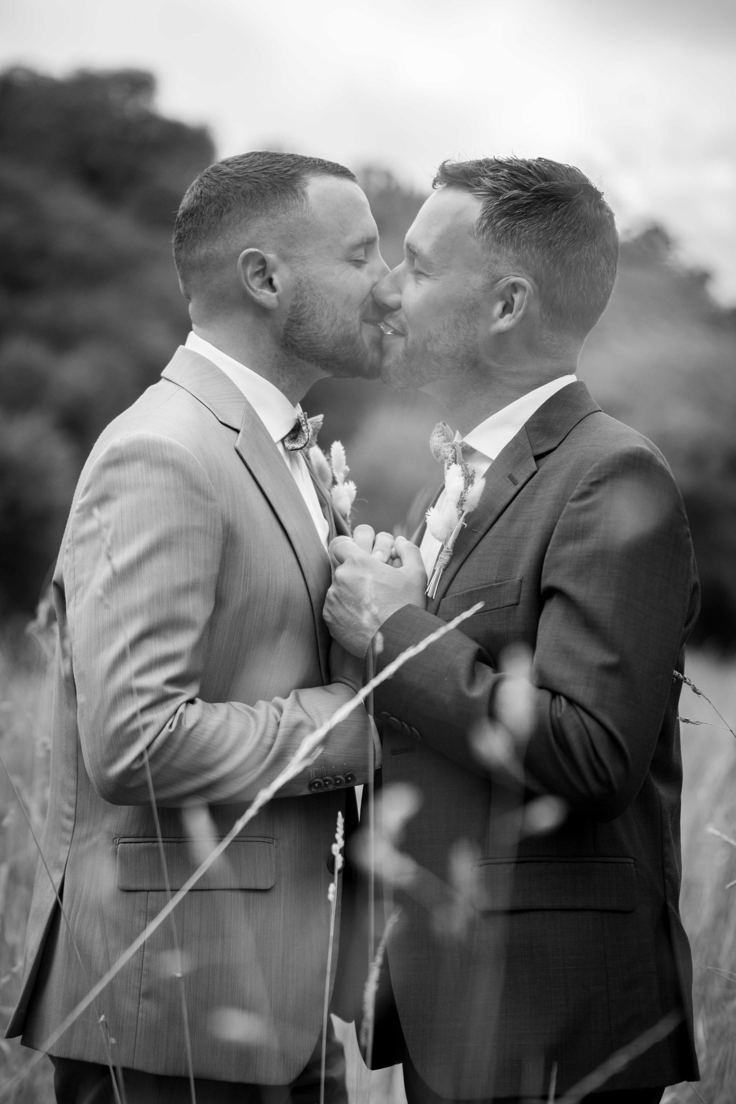 photographe mariage Vendée Nantes
photo mariage
photographie de mariage
reportage mariage
photographe professionnel mariage Vendée LGBT
