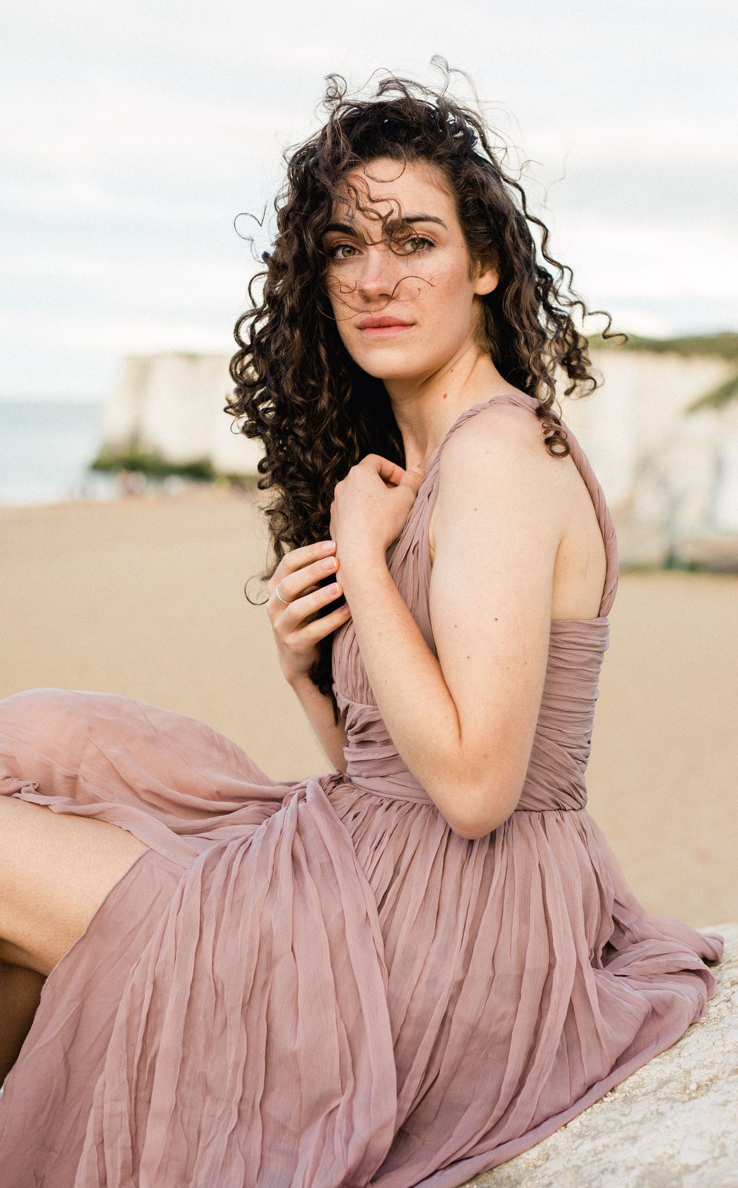 Romantic professional portrait photography of woman in Kent beach