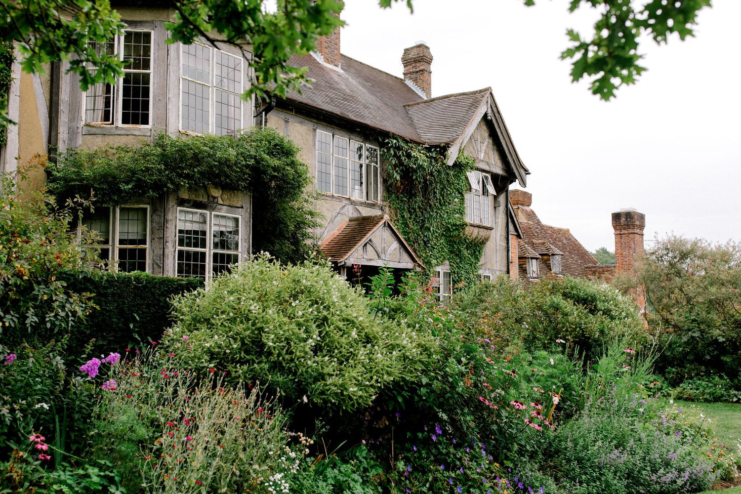 Charming wedding venue Hoath House Kent
