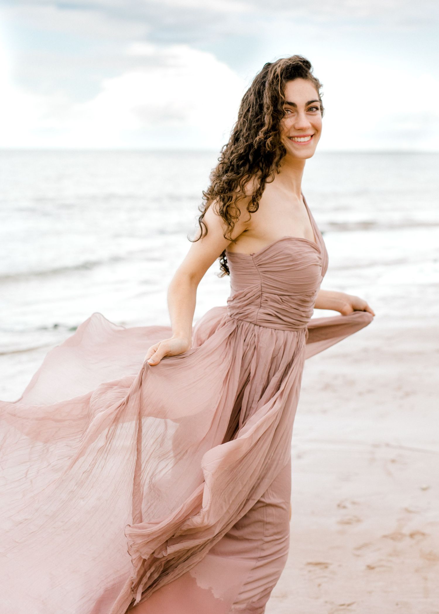 Romantic professional portrait photography of woman in Kent beach