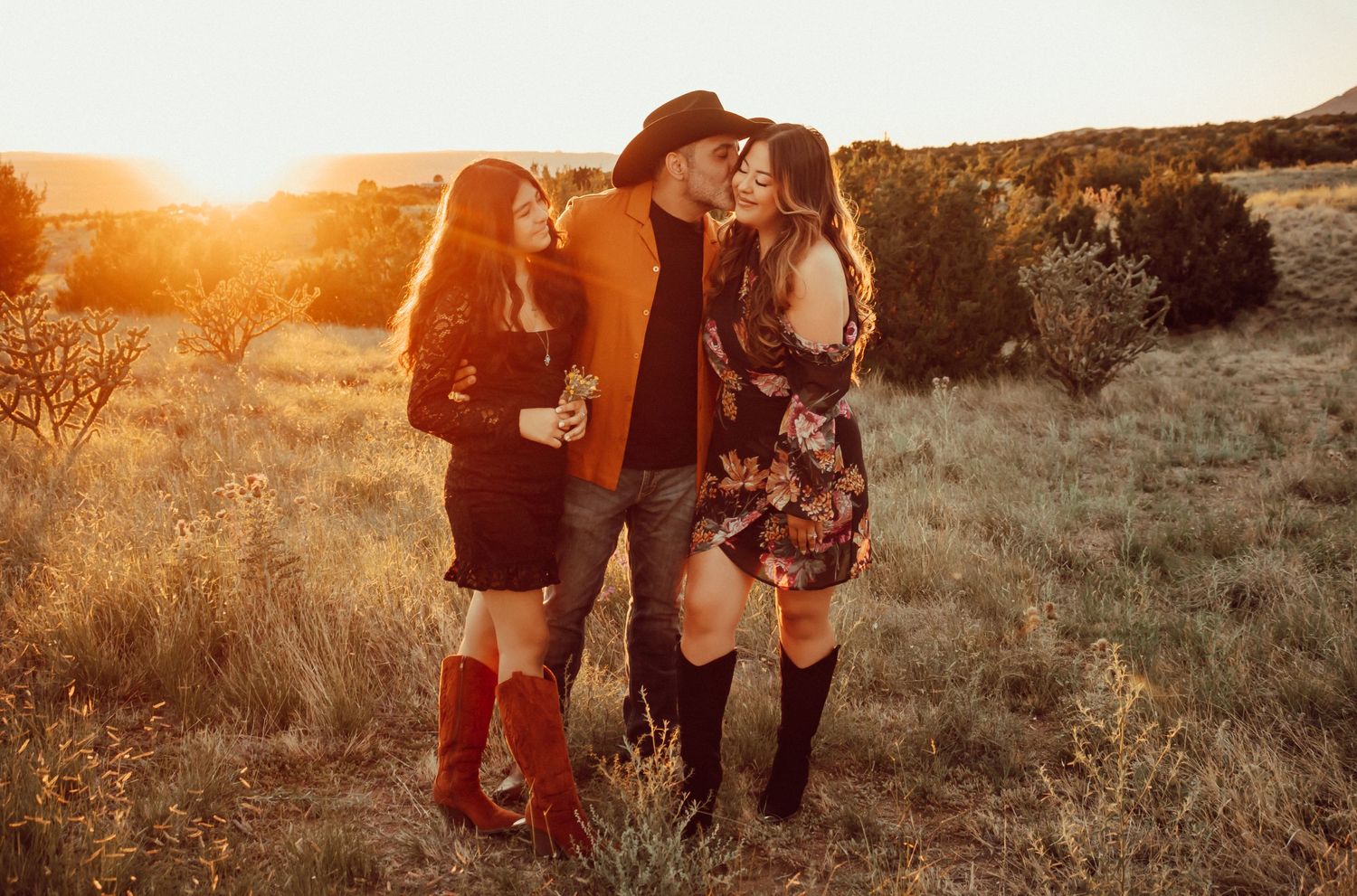 Albuquerque-Family-Photographer-Newborn-Maternity-Senior-Graduation-Baby-Milestones-Headshots-Business-Branding-Photographer NewMexico