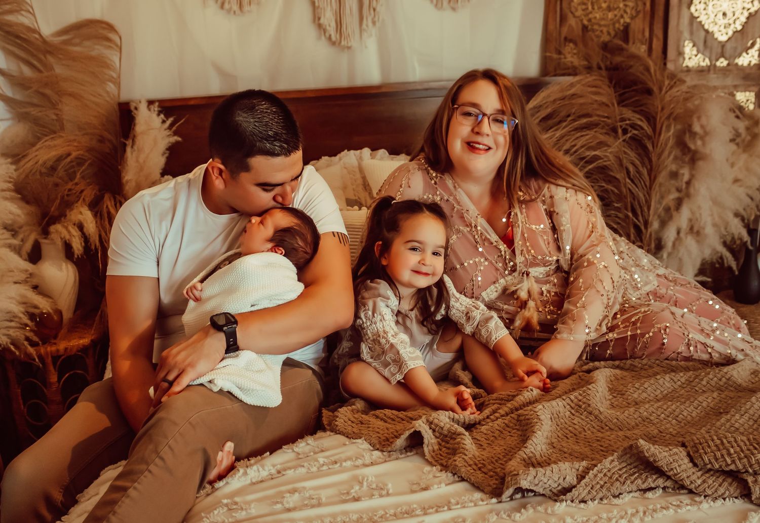 Albuquerque-Family-Photographer-Newborn-Maternity-Senior-Graduation-Baby-Milestones-Headshots-Business-Branding-Photographer NewMexico
