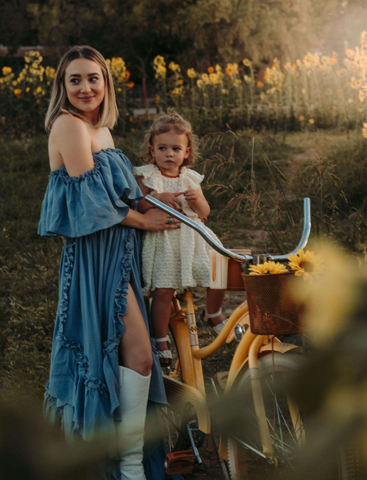 Albuquerque-Family-Photographer-Newborn-Maternity-Senior-Graduation-Baby-Milestones-Headshots-Business-Branding-Photographer NewMexico