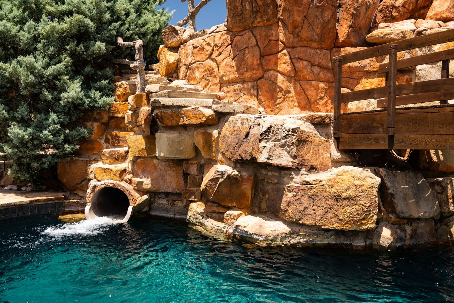 Tony Parker's Pool