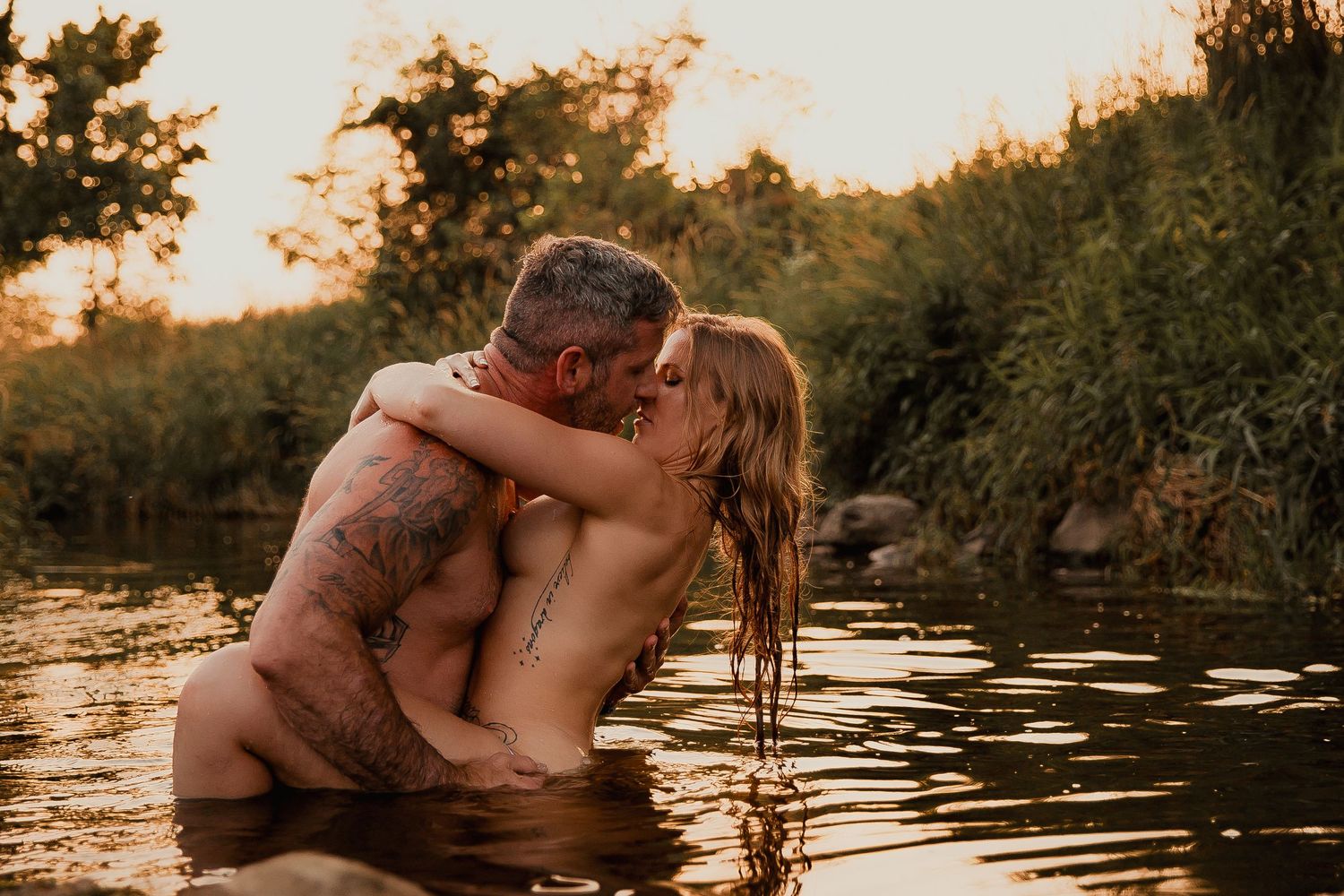 boudoir creek creek couple
