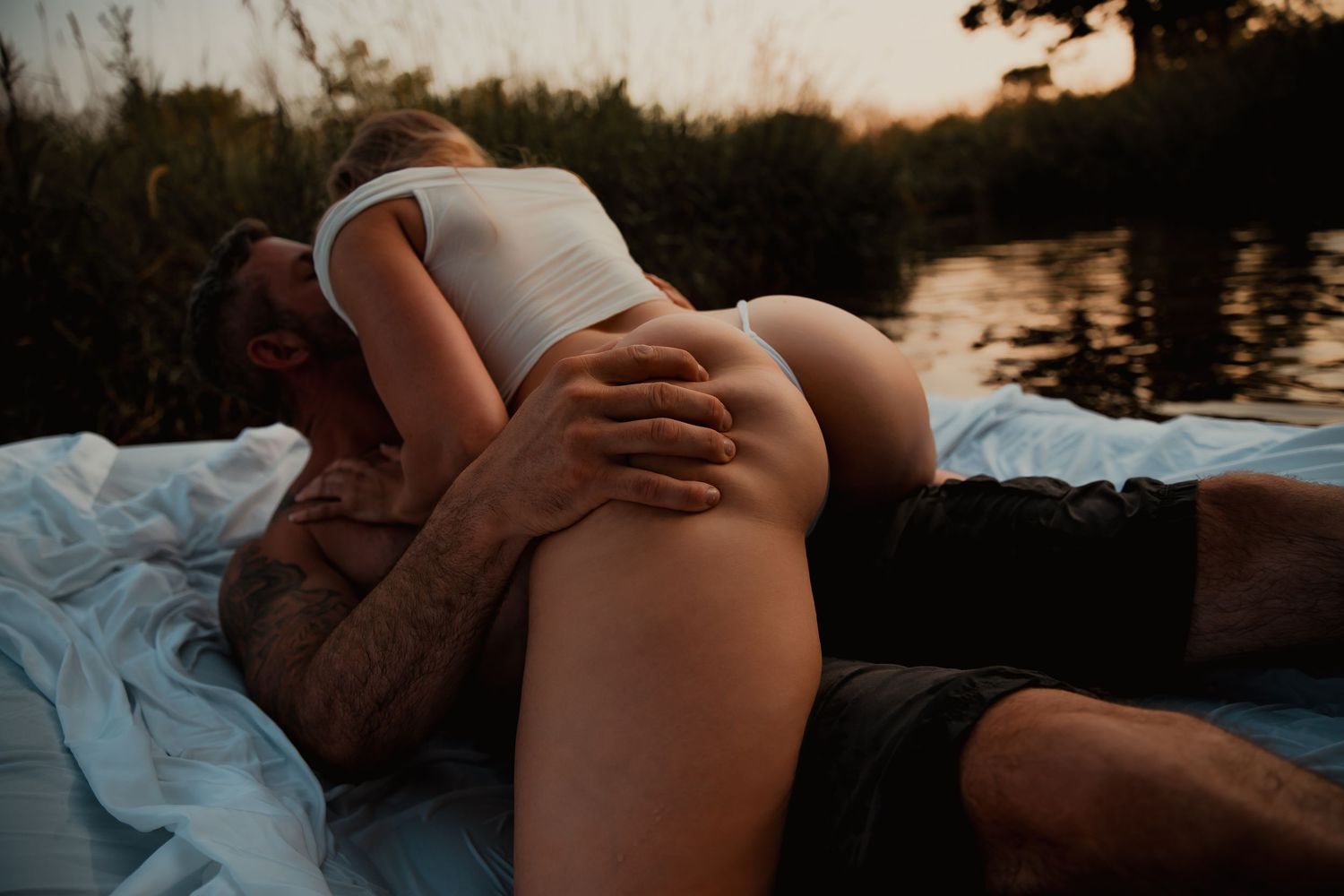 boudoir creek couple