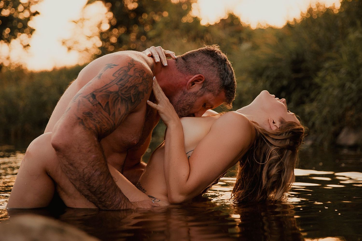 boudoir creek couple
