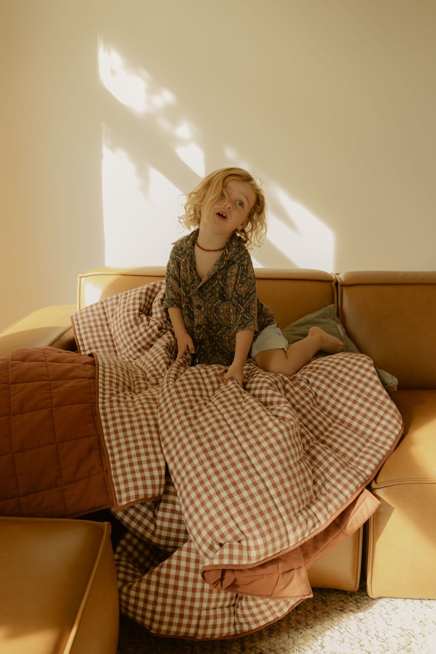 Indoor family session in Sydney, in-home photographer in Sydney, indoor photographer in Sydney