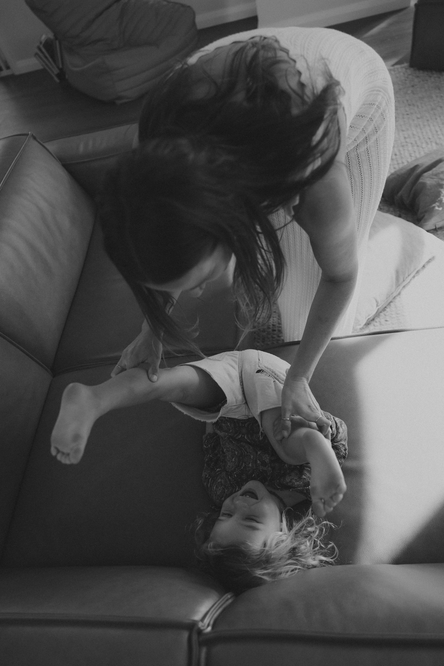 Indoor family session in Sydney, in-home photographer in Sydney, indoor photographer in Sydney