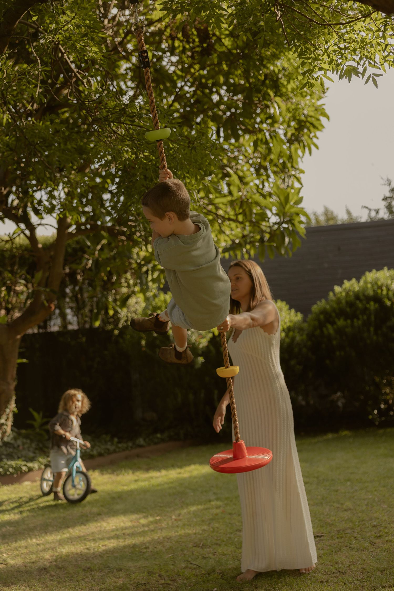 Indoor family session in Sydney, in-home photographer in Sydney, indoor photographer in Sydney