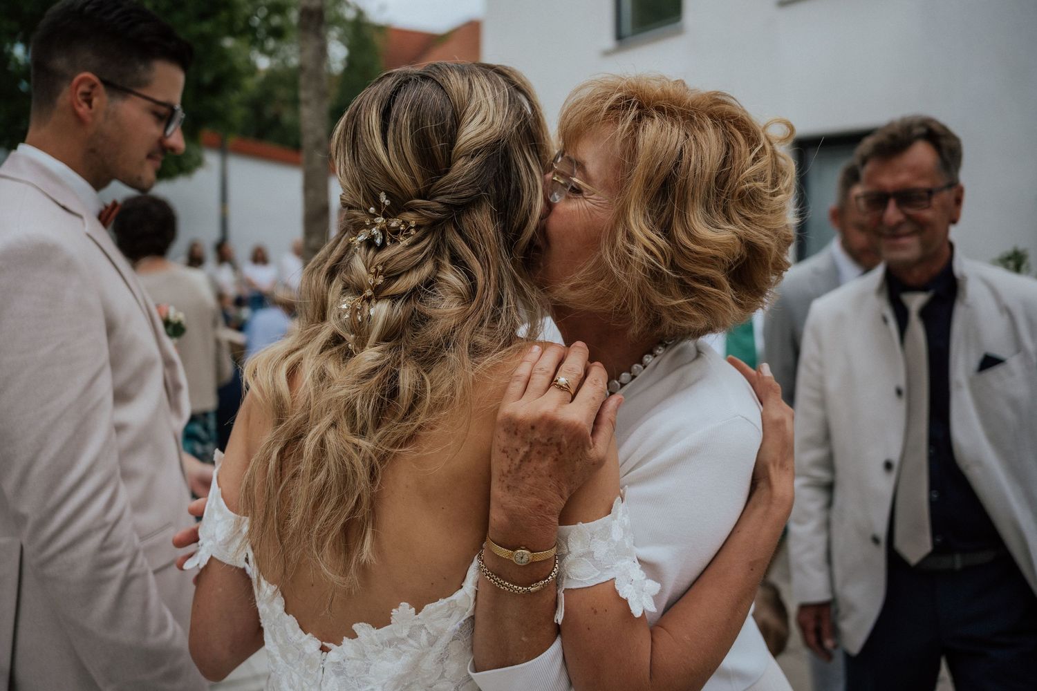 Umarmung Mama Emotionales Foto
