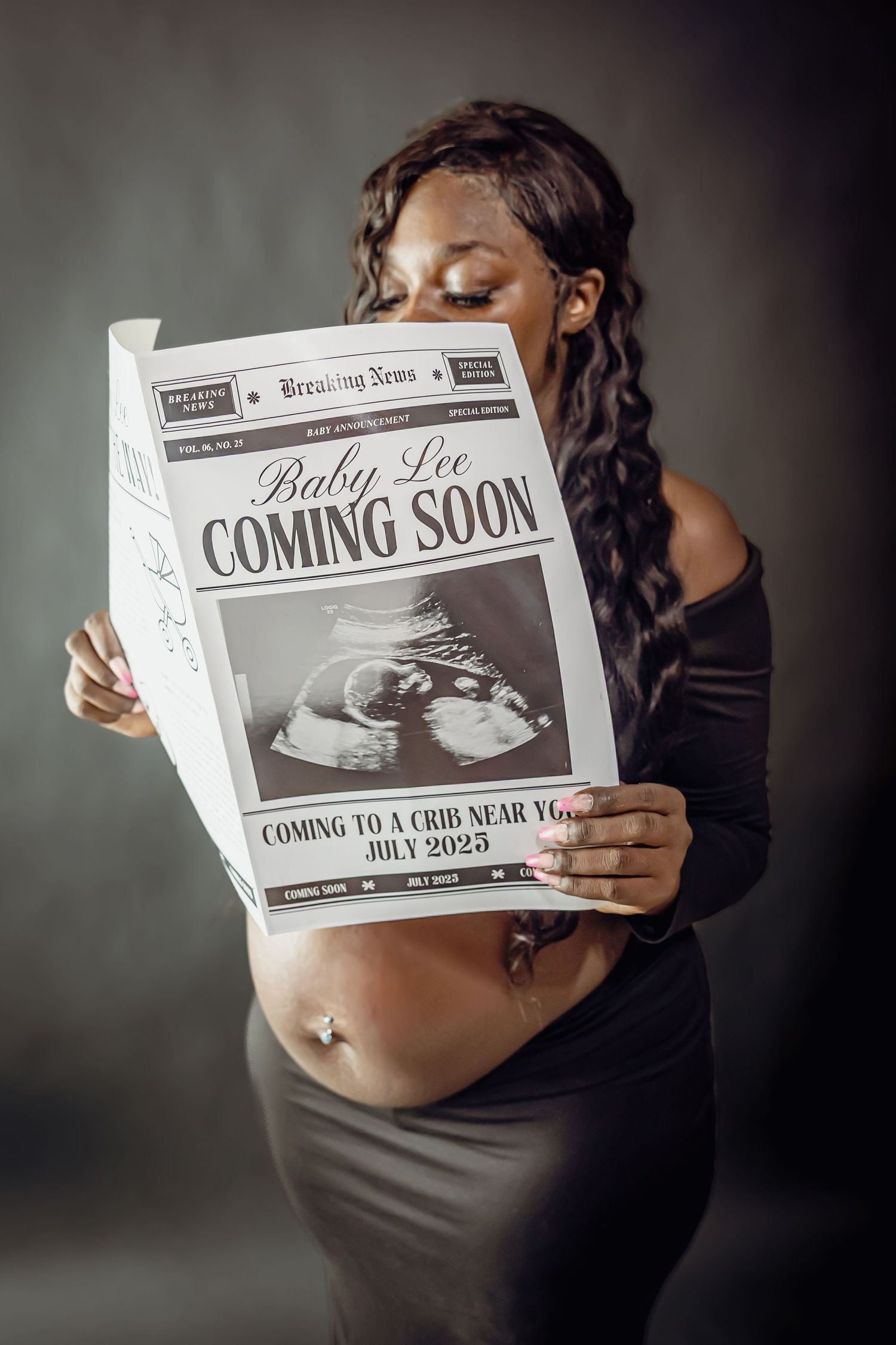 Maternity photo session featuring newspaper-style pregnancy announcement dated July 2023.
