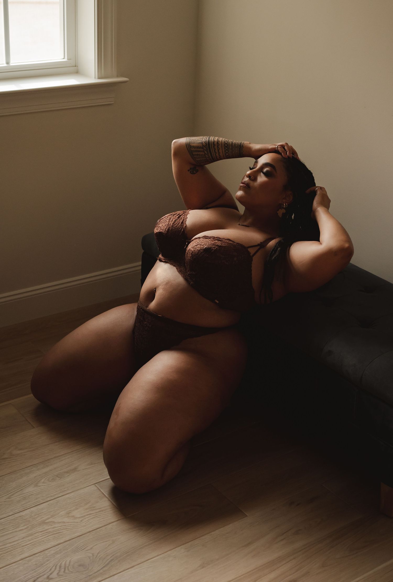 Boudoir photographer near me luxury photoshoot intimate portraits lancaster philadelphia baltimore allentown  bel air photography women