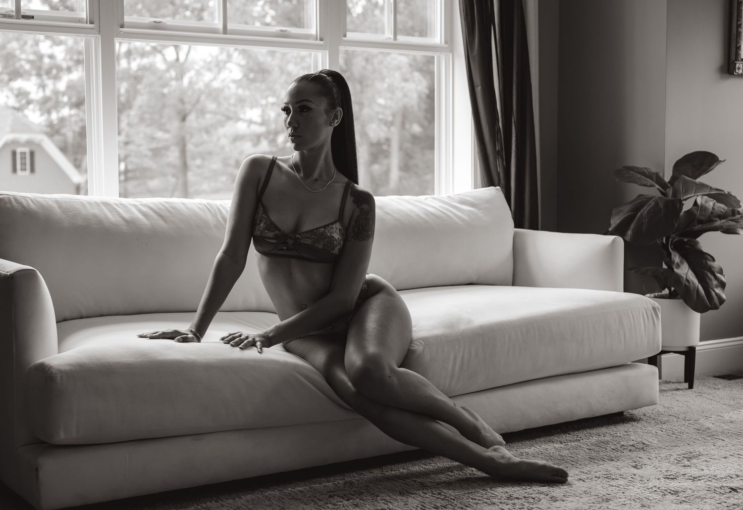 Boudoir photography studio Rune&Rook photography, central pas luxury boudoir photographer