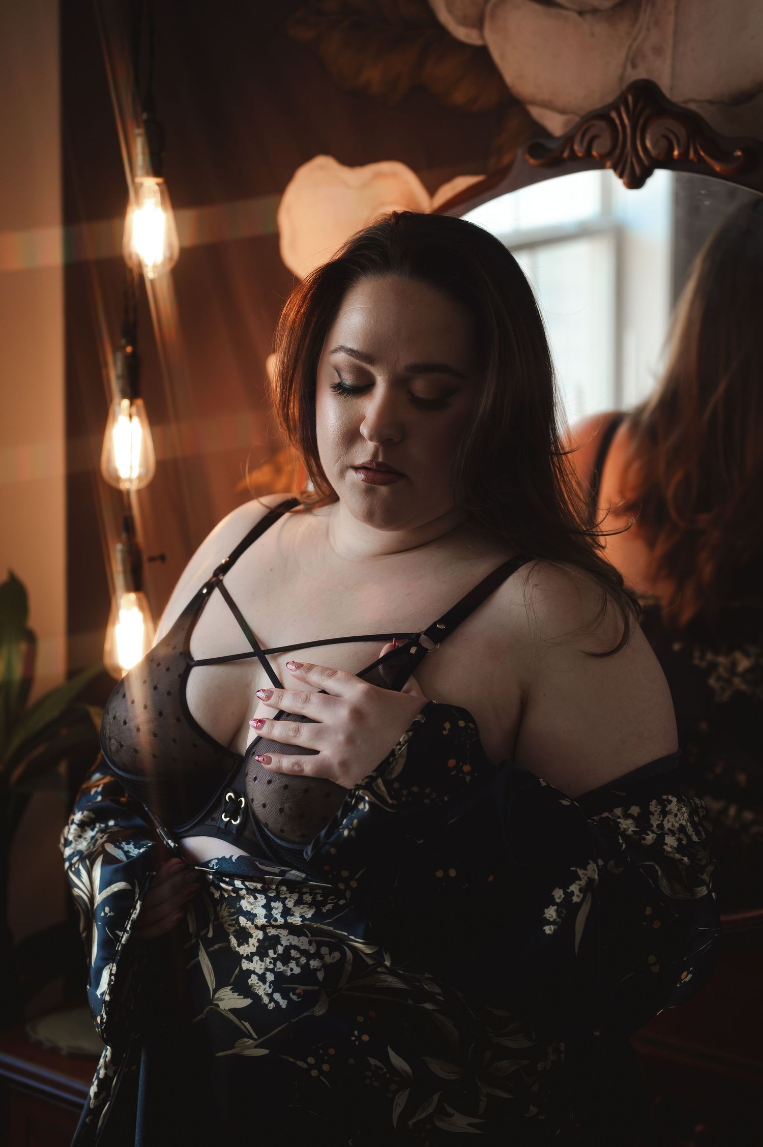 Boudoir photographer near me luxury photoshoot intimate portraits lancaster philadelphia baltimore allentown  bel air photography women