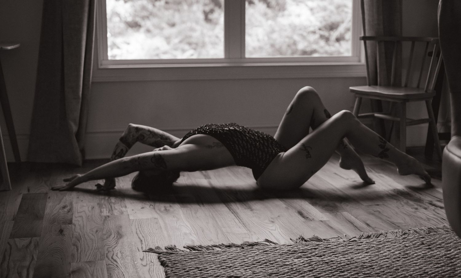 Boudoir photography studio lancaster county pa intimate portrait photographer rune&rook private photoshoot near me