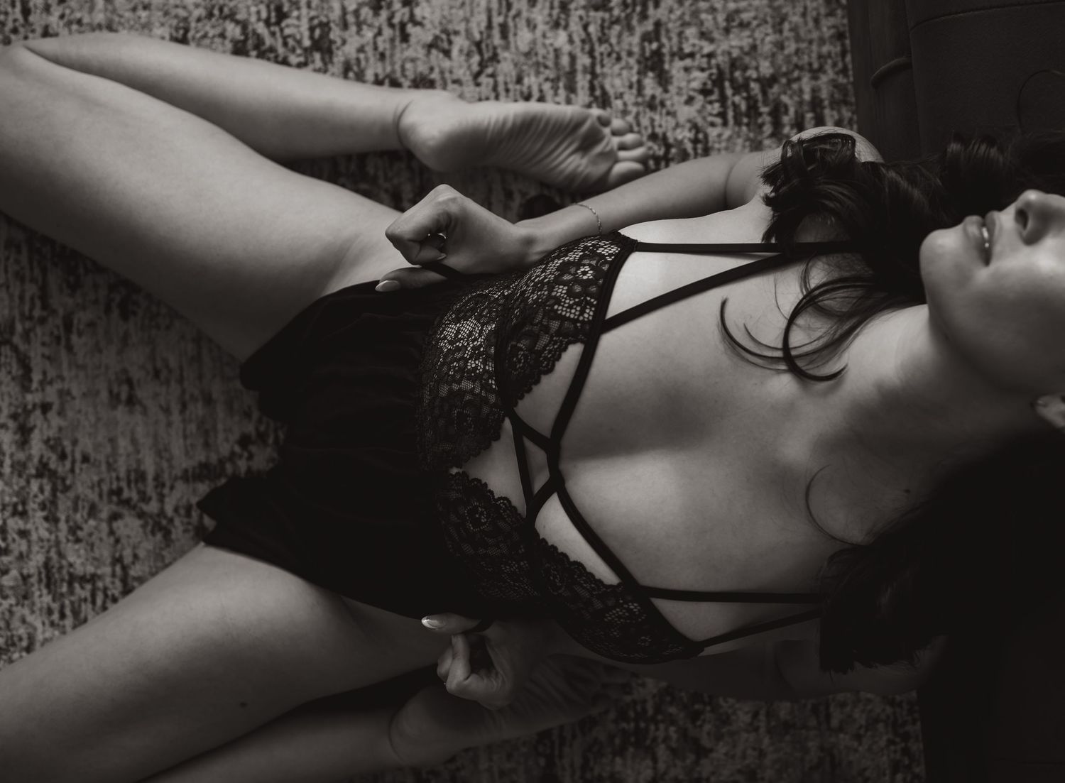 Boudoir photographer near me luxury photoshoot intimate portraits lancaster philadelphia baltimore allentown  bel air photography women