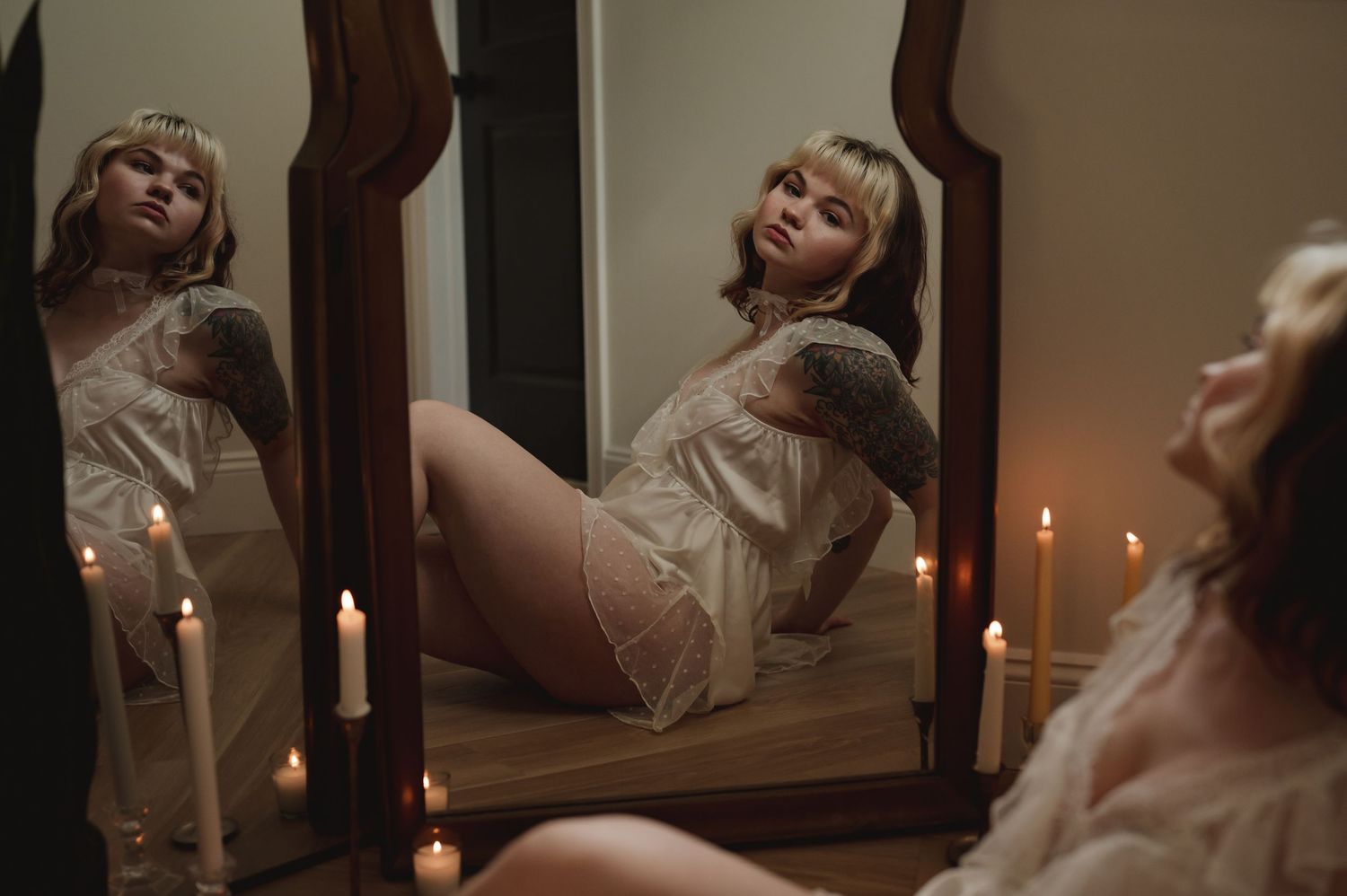 Boudoir photography near me, Lancaster PA's Boudoir photographer Rune&Rook studio, philadelphia, baltimore, washington dc, wilmington photos