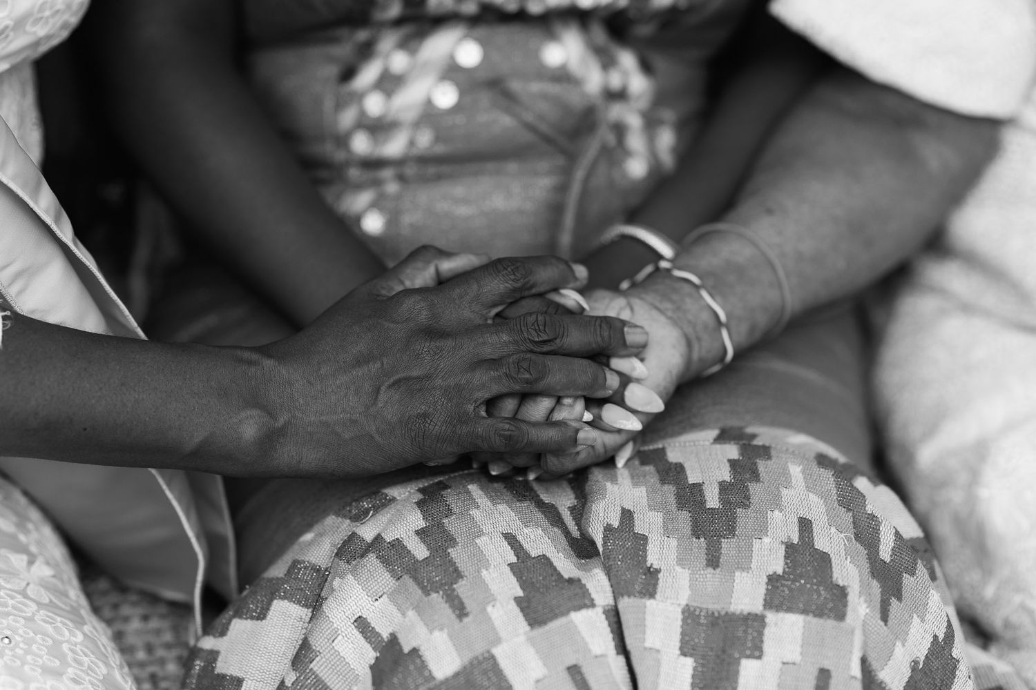 Timeless wedding photographs, thoughtfully captured.