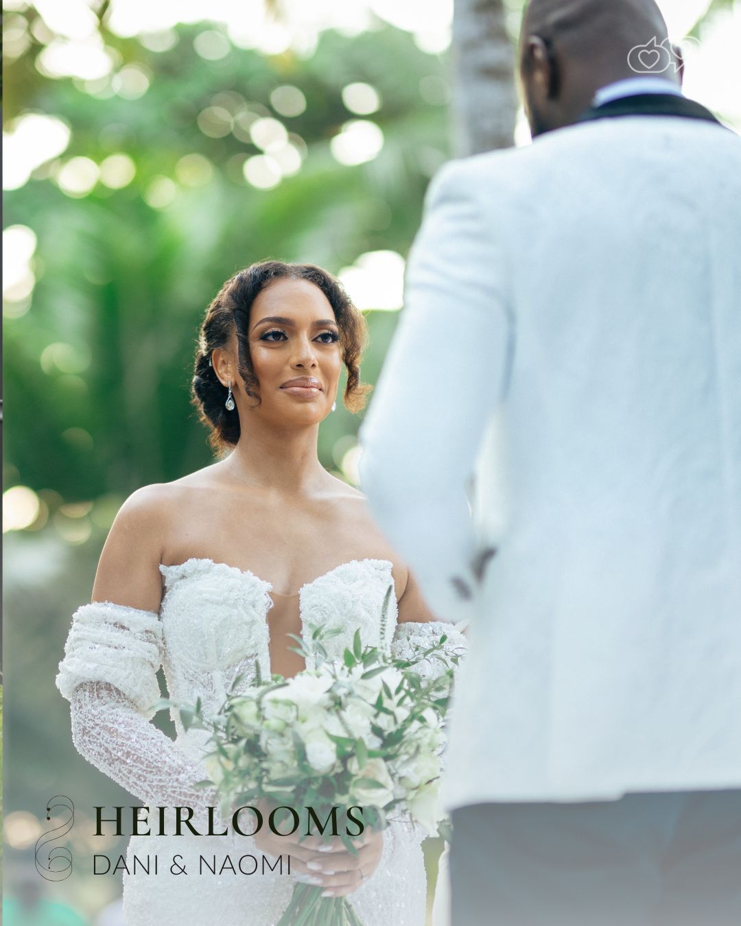 Timeless wedding photographs, thoughtfully captured.