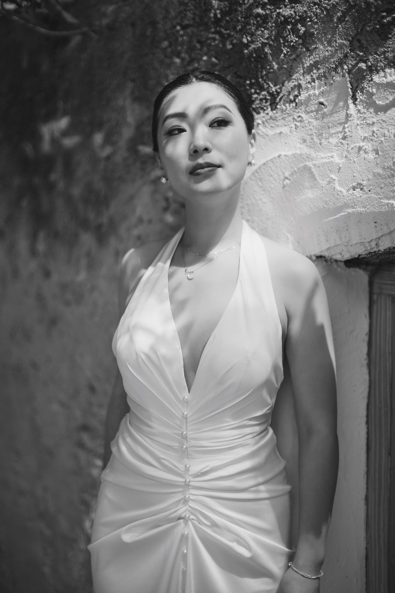 Couple photo session in wedding venue Almiral de la Font in Sitges, Spain. destination wedding