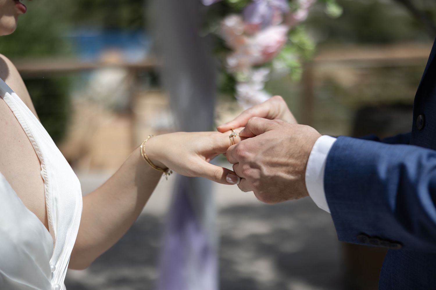 Wedding Ceremony. Outdoor ceremony. Wedding venue in Spain. Almiral de la Font in Sitges