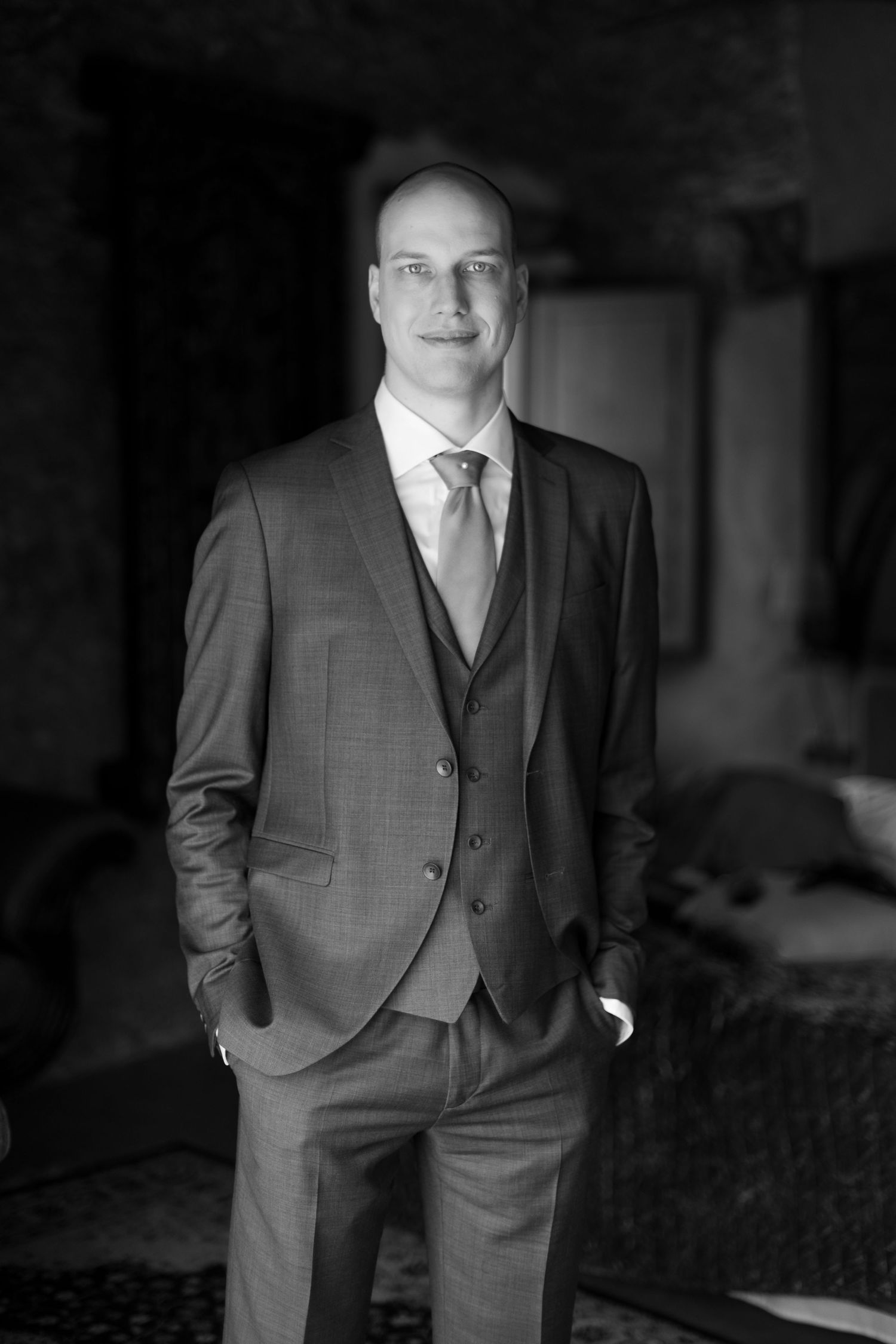 Groom getting ready. Destination wedding in Spain