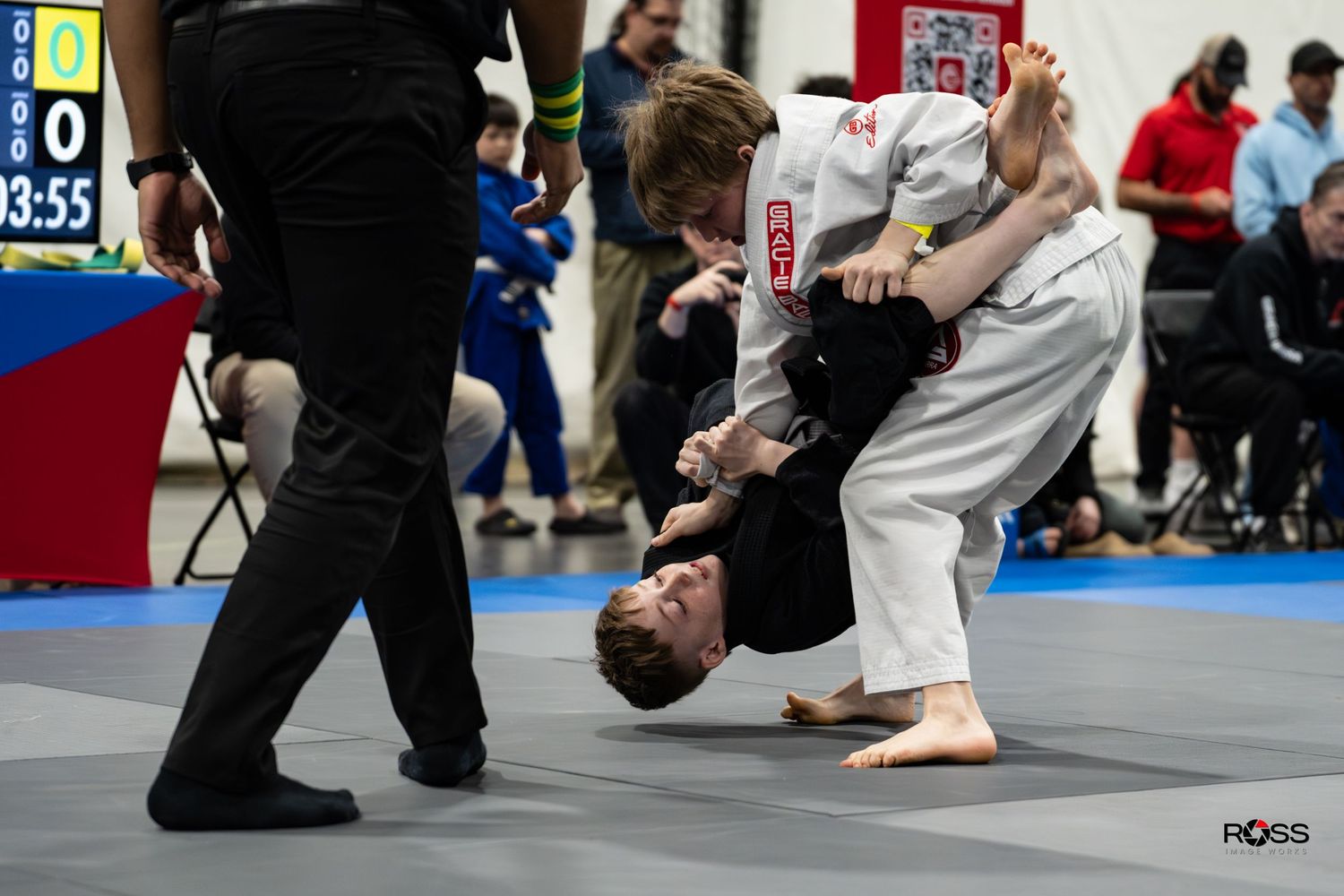 jiu jitsu tournament photography in Nashville Tennessee

mma fight photography Nashville TN by Ross Image Works

brazilian jiu jitsu competi