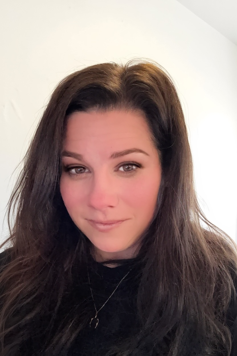 Close-up selfie photos with dark hair against white background.