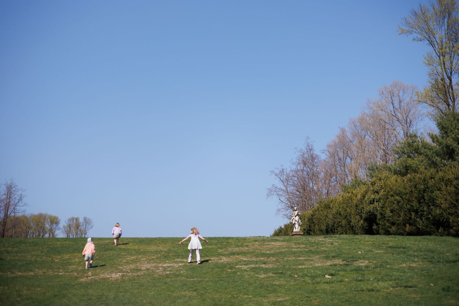 kids running in grass, crane estate, ipswich massachusetts, big sky, film grain