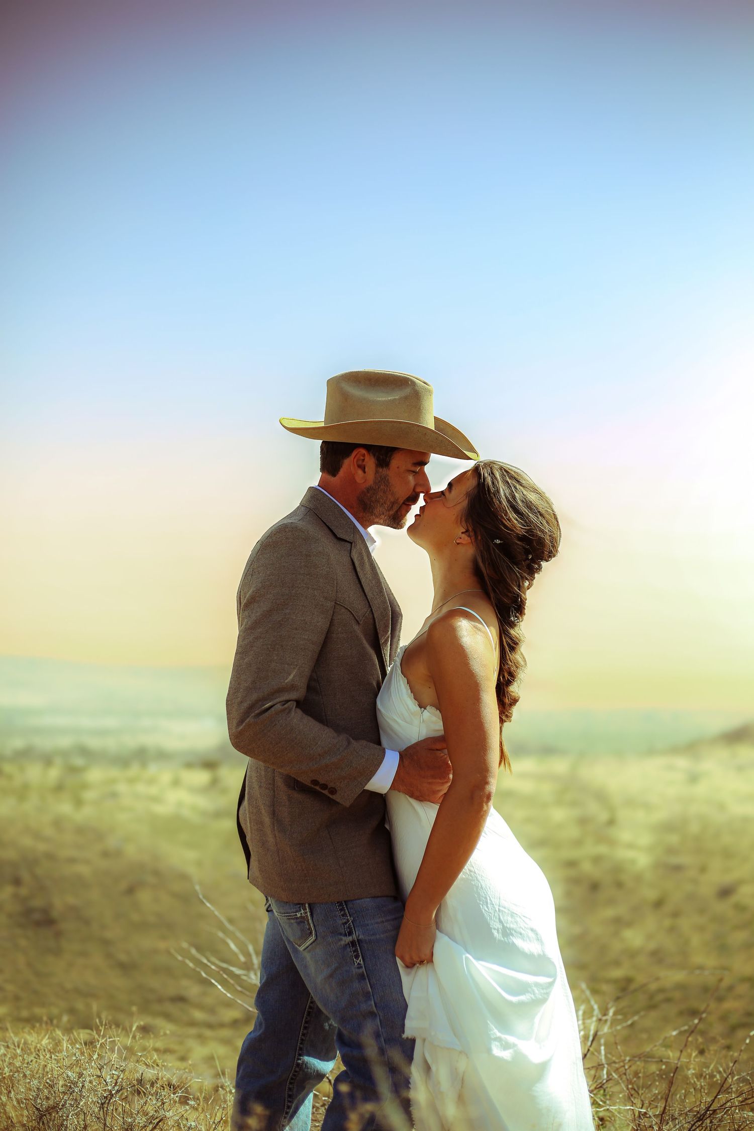 Western couple elopement in big bend, texas