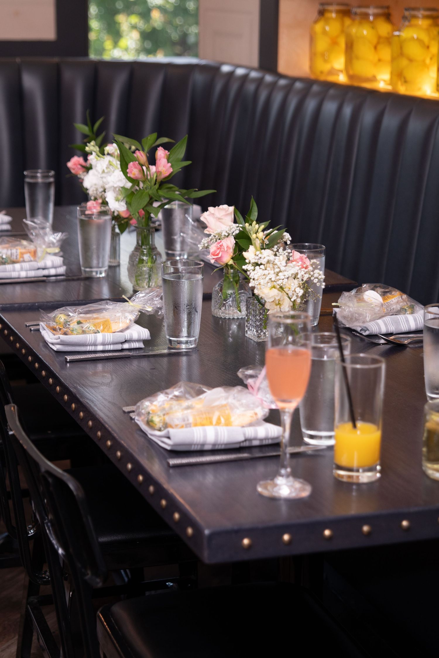 Hudson Valley baby shower with pastel décor, laughter, and heartfelt moments surrounded by nature’s charm.