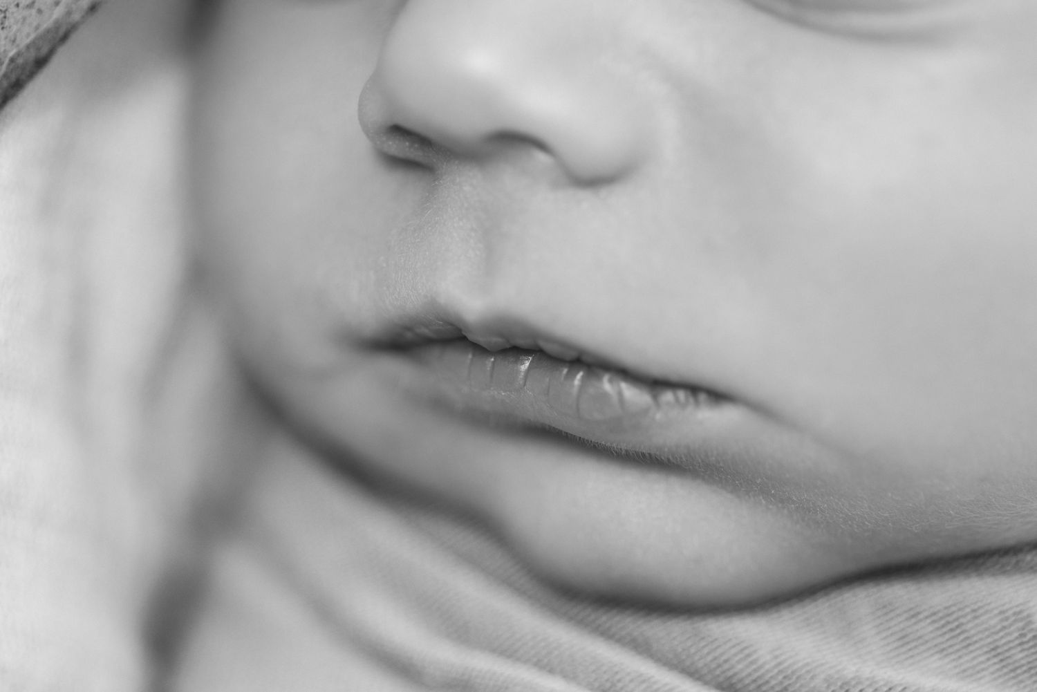 newborn baby lips